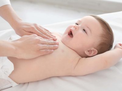 Toucher relationnel et mobilisations douces du bébé