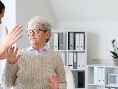 Gérer l’agressivité chez de la personne âgée